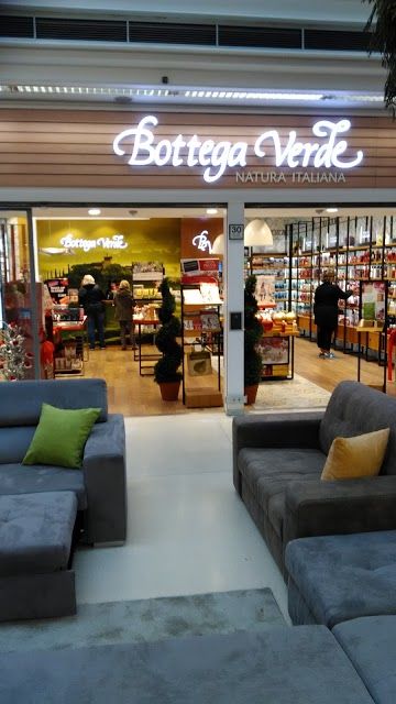 Commercial Center Leclerc Pianeta